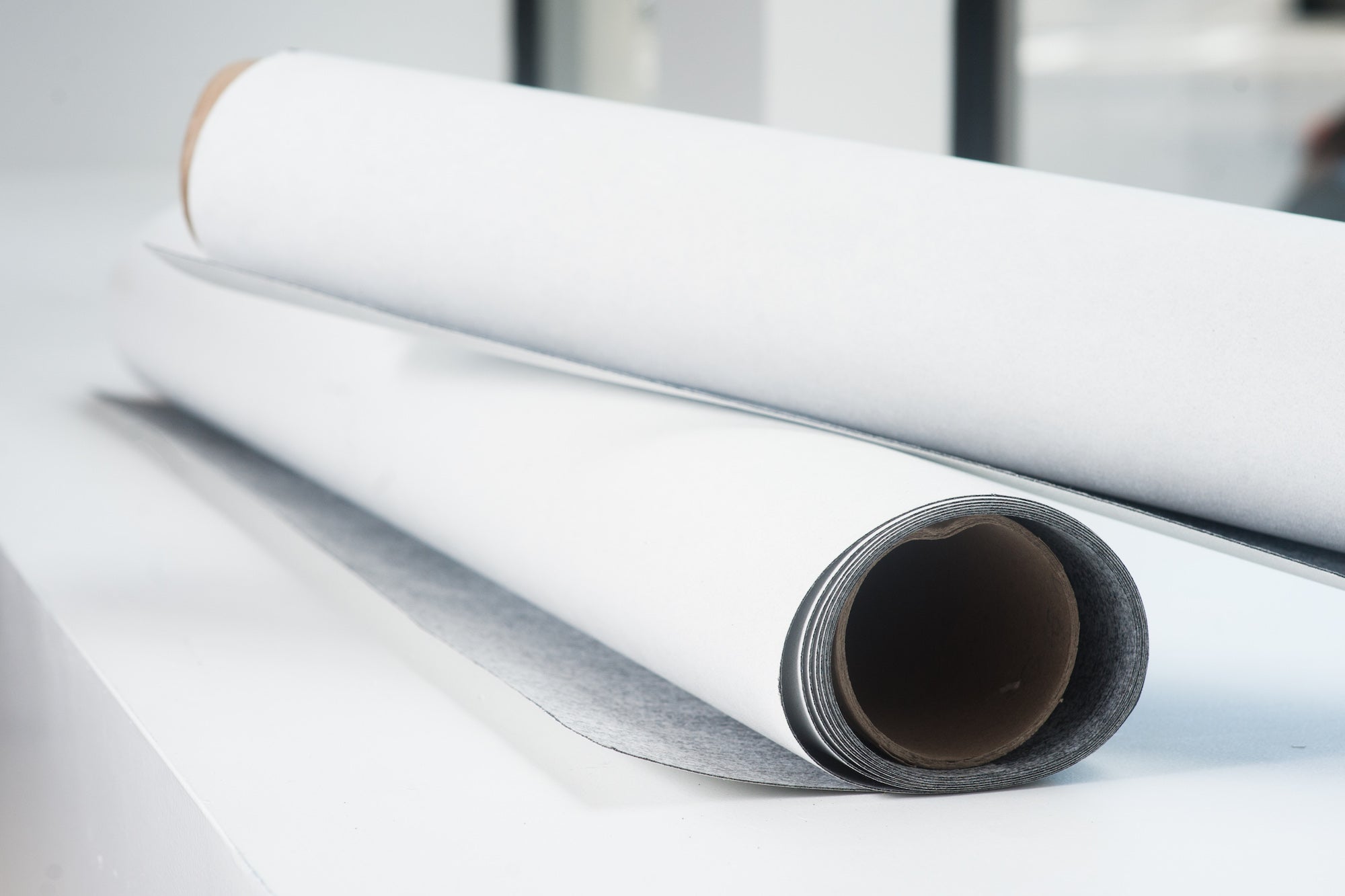 Pull Magnetic Wallcovering - IdeaPaint US