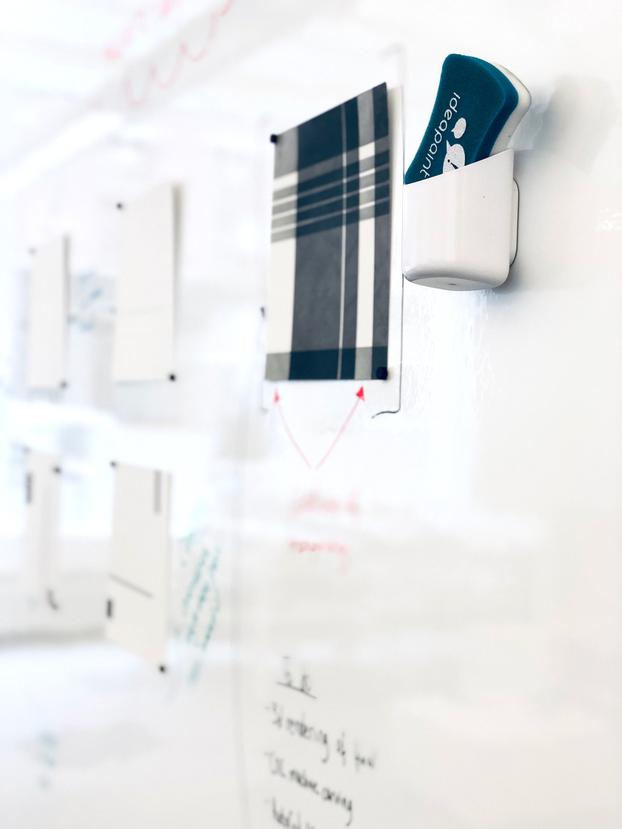 MAG Wallcovering in use